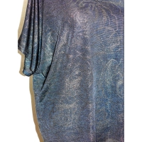 Wieczorowa tunika mieniąca się złotymi kwiatami - granatowa